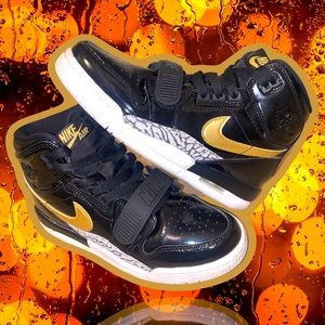 Nike Jordan Legacy 312 Black Gold Gs Size 4Y USED